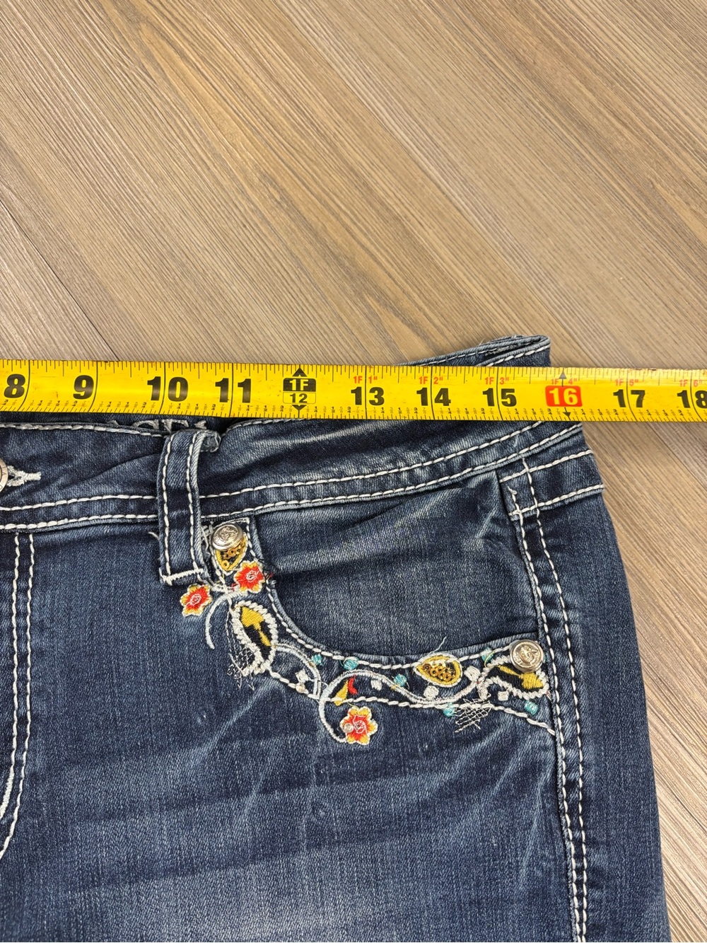 Grace In La Embroidered Flare Jeans - Dark Blue - Picture 9 of 15